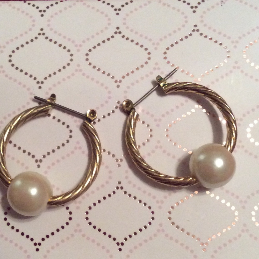 Goldstone loop earrings